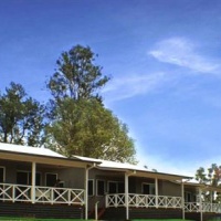 Отель Lake Somerset Holiday Park в городе Хазелден Квинсленд, Австралия
