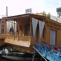 Отель House Boat New Dera в городе Чамба, Индия