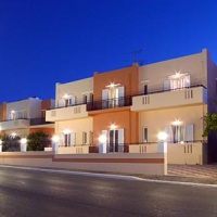 Отель DreamLand Hotel - Apartments в городе Agii Apostoli, Греция