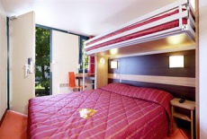 Отель Premiere Classe Grenoble Sud Universite Hotel Gieres в городе Жьер, Франция