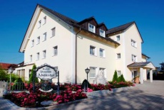 Отель Hotel Pension Abenstal Garni в городе Ау-ин-дер-Халлертау, Германия