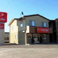 Отель Econo Lodge Inn & Suites High Level в городе Хай Левел, Канада