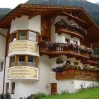 Отель Haus Petra Apartment Neustift im Stubaital в городе Нойштифт, Австрия
