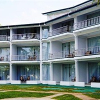 Отель Lotus Park Hotel в городе Тринкомали, Шри-Ланка