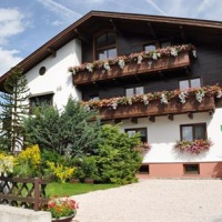 Отель Pension Pirhofer Kramsach в городе Крамзах, Австрия