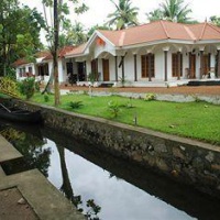 Отель Coconut Creek Farm and Homestay в городе Патанамтитта, Индия