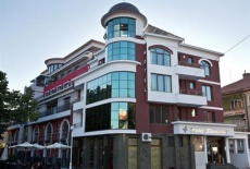 Отель Hotel Diamond Kazanlak в городе Казанлык, Болгария