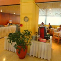 Отель Notos Hotel And Suites в городе Livadia, Греция