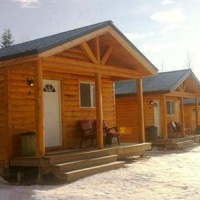 Отель Wilderness Creek Cabins в городе Валемаунт, Канада