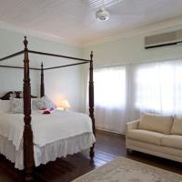 Отель 1 Br In Guest House - Heliconia Suite - St Anns Bay в городе Сент-Энн Бей, Ямайка