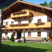 Отель Bauernhof Lahngut в городе Вайсбах-Лофер, Австрия