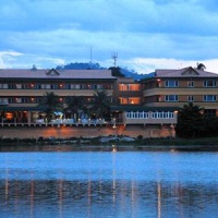 Отель Peten Esplendido в городе Флорес, Гватемала