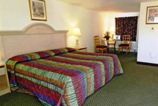 Отель Americas Best Value Inn & Suites Cape Cod Hyannis в городе Сентервилл, США