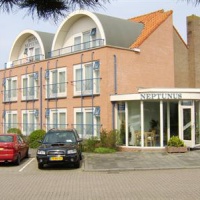 Отель Hotel Neptunus в городе Эгмонд-ан-Зе, Нидерланды