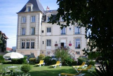 Отель Hotel le Saint-Georges в городе Тентеньяк, Франция