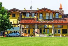 Отель Corte Vignola в городе Касалолдо, Италия