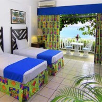 Отель Crystal Ripple Beach Lodge в городе Очо-Риос, Ямайка