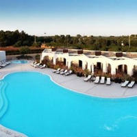 Отель La Casarana Resort & Spa в городе Презичче, Италия