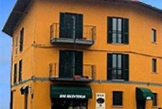 Отель La Dolce Vita Bar Hotel в городе Боргоманеро, Италия