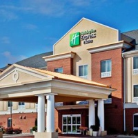 Отель Holiday Inn Express Hotel & Suites Urbana-Champaign U of I Area в городе Урбана, США