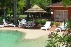 Отель Forresters Beach Resort в городе Форрестерс Бич, Австралия