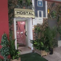 Отель Hostal Tres Cantos в городе Трес-Кантос, Испания