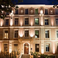 Отель BEST WESTERN Hotel Prince de Galles в городе Ментона, Франция
