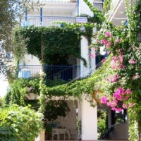 Отель Gianna Studios в городе Перигиали, Греция