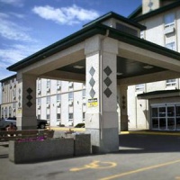 Отель Service Plus Inns & Suites Grande Prairie в городе Гранде Прейри, Канада