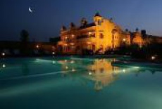 Отель WelcomHeritage Khimsar Sand Dunes Village Jodhpur в городе Джодхпур, Индия