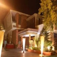 Отель Hotel Kings Retreat в городе Патиала, Индия