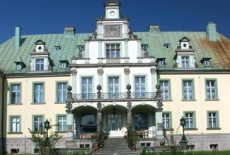 Отель Palac Fraczkow в городе Ныса, Польша