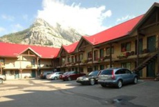 Отель Aspen Village Inn в городе Уотертон-Парк, Канада