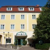 Отель Hotel Zum Brudertor в городе Лаа-ан-дер-Тайя, Австрия
