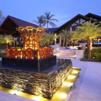 Отель Indigo Pearl Resort Phuket в городе Sa Khu, Таиланд