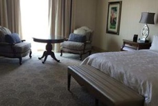 Отель Woolleys Classic Suites в городе Аврора, США