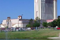 Отель Hard Rock Hotel and Casino Tulsa в городе Катуза, США