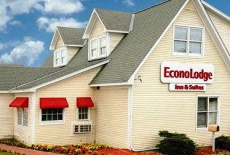 Отель Econo Lodge Inn & Suites Shelburne в городе Шелберн, США