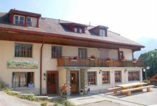 Отель Hotel Rest De La Pinte De Lys Gruyeres в городе Haut-Intyamon, Швейцария