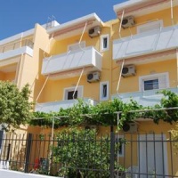 Отель Michalis Studios and Apartments в городе Палеохора, Греция