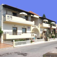 Отель John Apartments в городе Платаниас, Греция