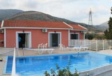 Отель Mesogeios Villas в городе Кателиос, Греция