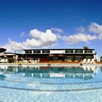 Отель Novotel Ningaloo Resort Exmouth в городе Эксмут, Австралия