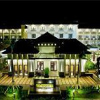 Отель T-MORE Hotel & Lounge в городе Купанге, Индонезия