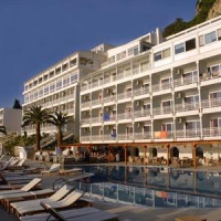 Отель Aquis Agios Gordios Beach Hotel в городе Агиос-Гордиос, Греция