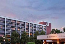 Отель Doubletree by Hilton Charlottesville в городе Hollymead, США