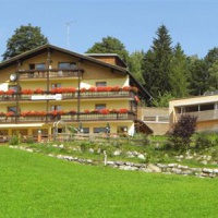 Отель Hotel Dunza в городе Бюрзерберг, Австрия