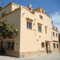 Отель Hostal El Callejon Tarragona в городе Таррагона, Испания