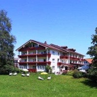 Отель Kur und Wellnesshotel Kronenhof в городе Оберштауфен, Германия