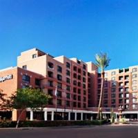 Отель Scottsdale Marriott Suites Old Town в городе Скоттсдейл, США